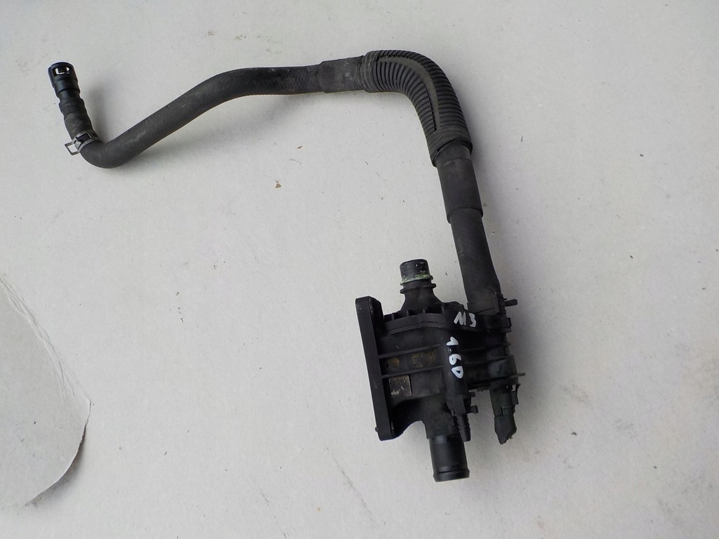 фото №1, Корпус термостата mazda 3 bk 1,6 d 2007r