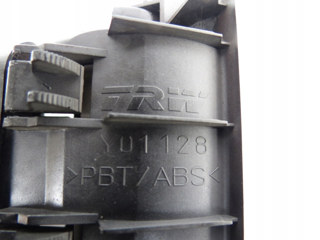 фото №9, Решётка обдув правая volvo s40 ii v50