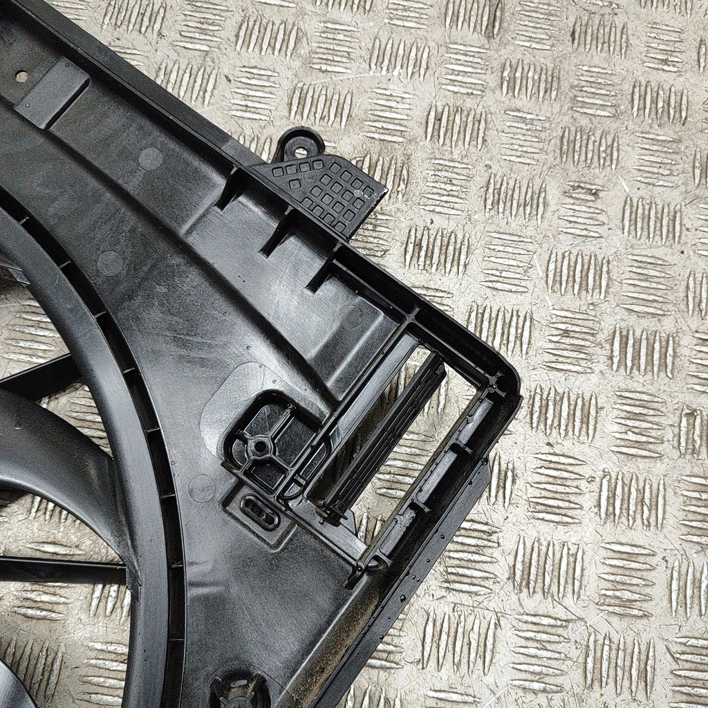 фото №7, Ford kuga iii 2023 защита вентилятора радиатора