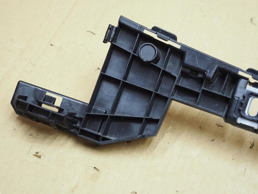 фото №10, W206 mercedes напрямна підсилювач a2068851904