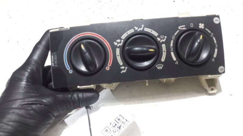 фото №2, 658054m панель кондиціонера renault megane 00r