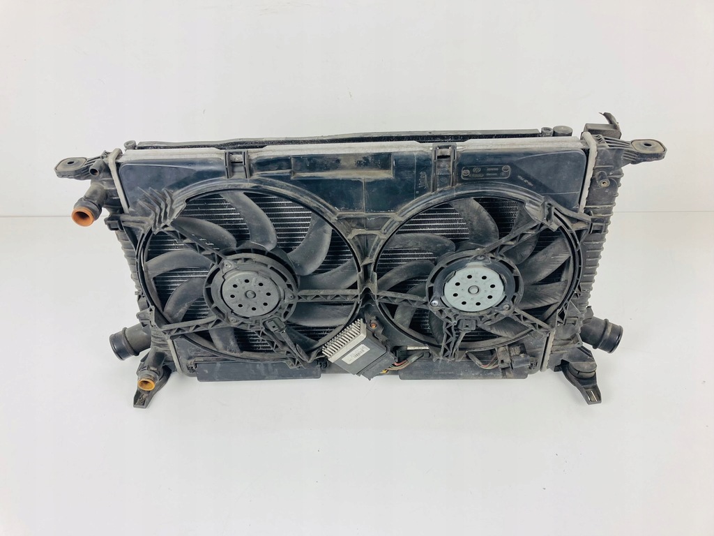 фото №7, Audi a4 b8 2.0tdi радиатор вентиляторы комплект