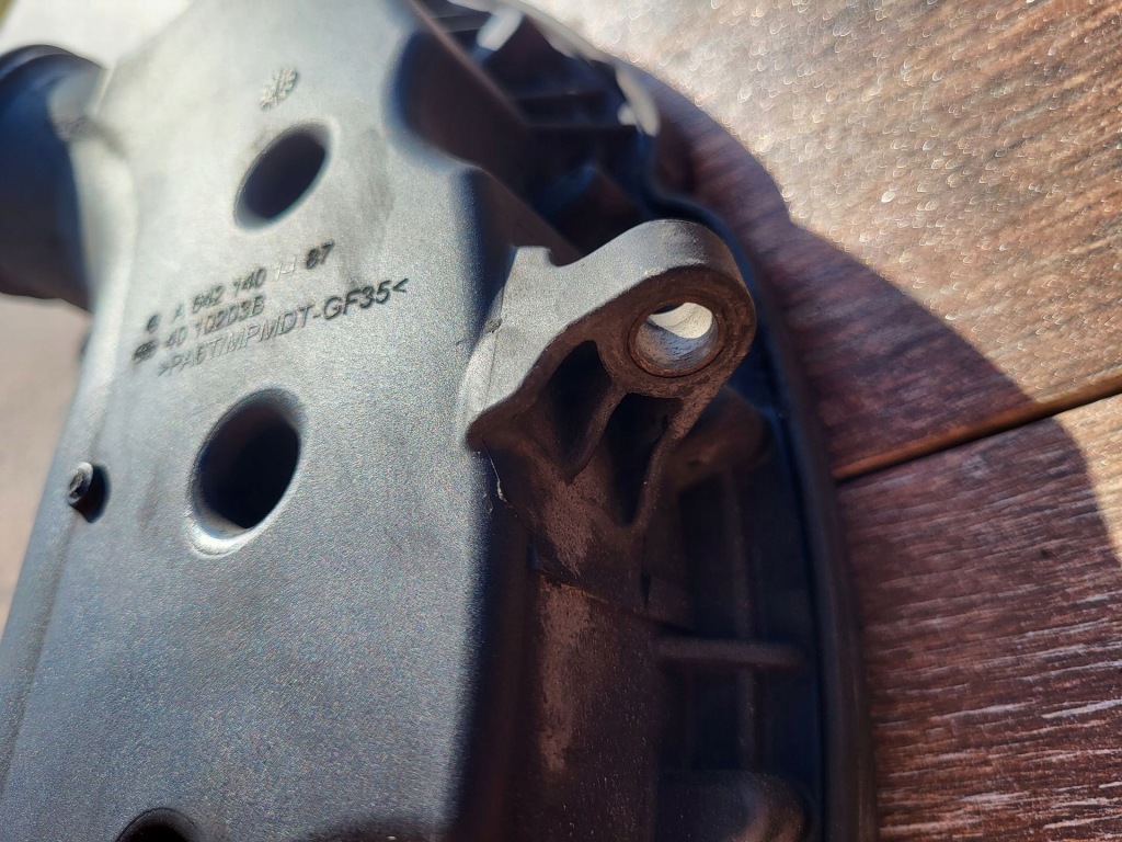 фото №7, Jeep grand cherokee wk xk 5-10r 3.0 резонатор гаситель шумов решётка радиатора