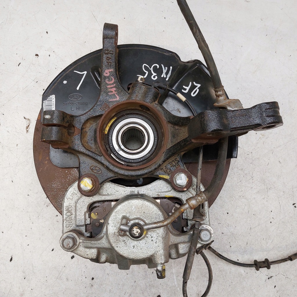 фото №1, Hyundai ix35 1,7crdi поворотный кулак левая перед суппорт