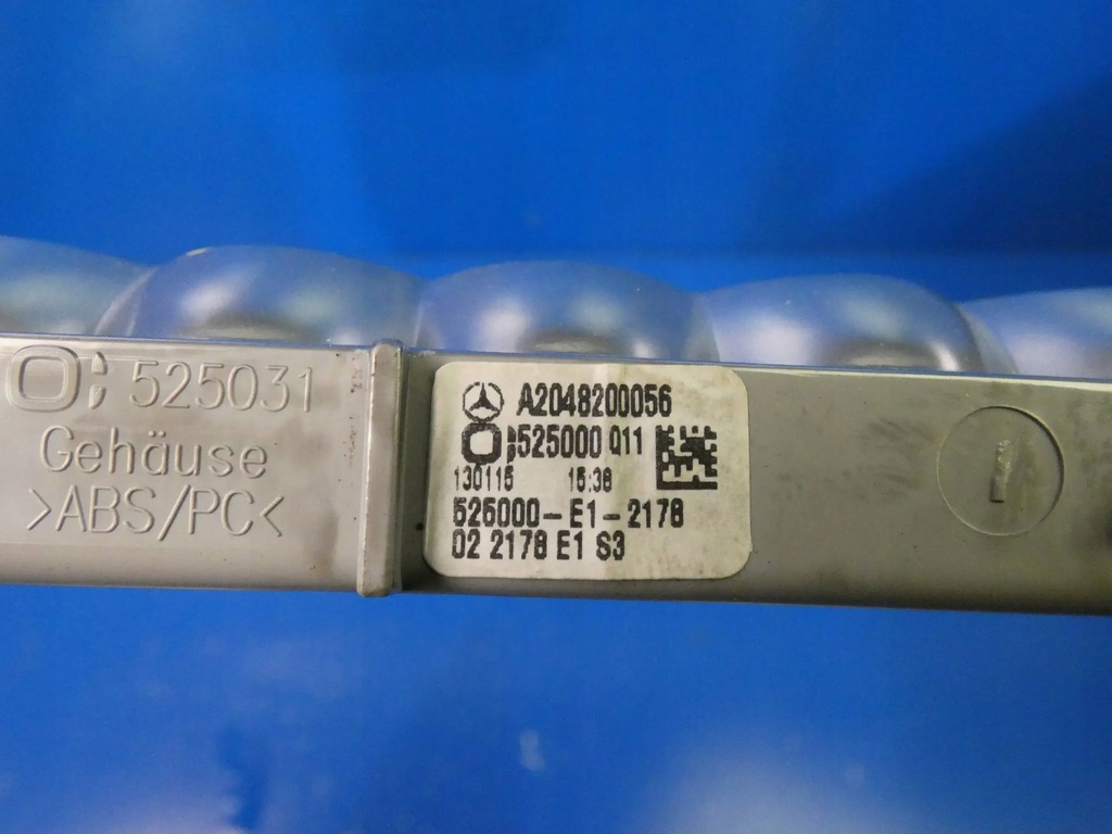 фото №3, Mercedes cla w117 третій світло стоп стоп-сигнал