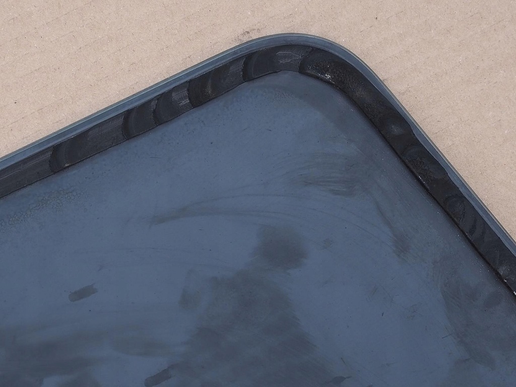 фото №14, Стекло боковая правая задняя vw t4 multivan as2