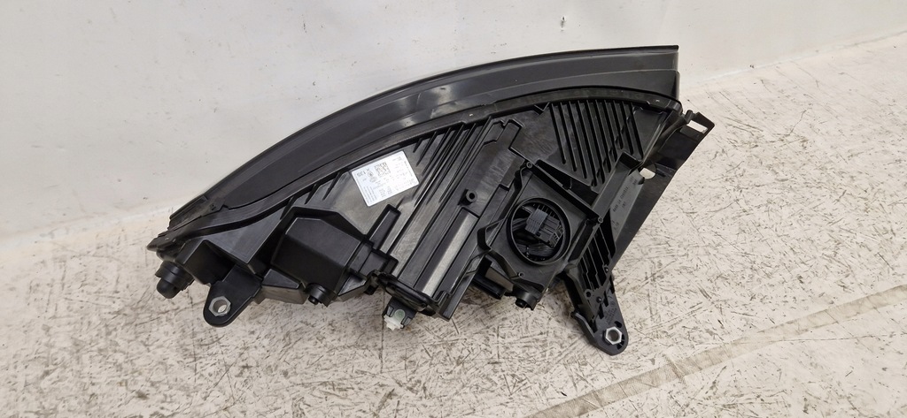 фото №9, Skoda enyaq full led лампа перед передняя левая 2020-2024r