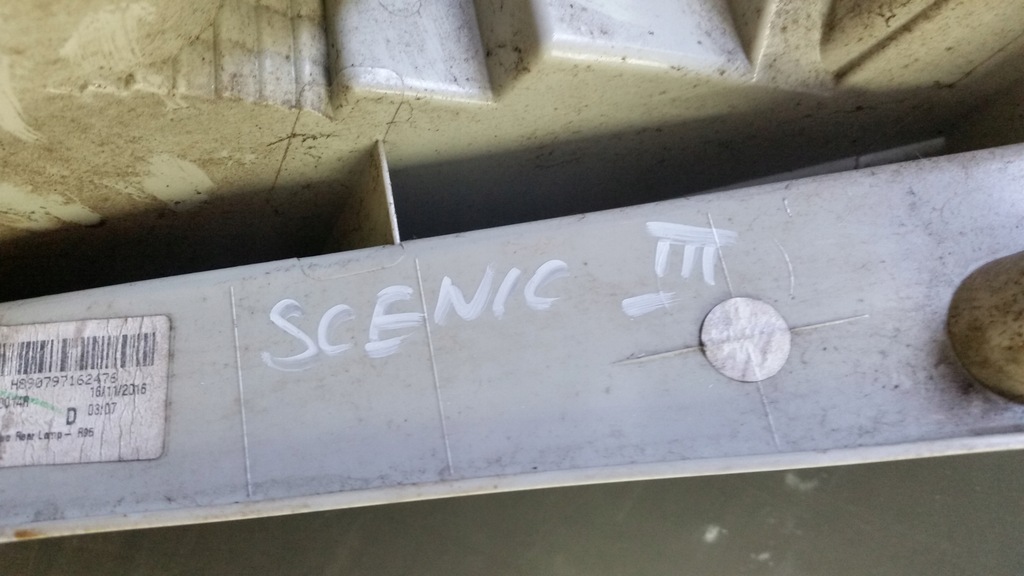 фото №10, Renault scenic iii лампа права задня 265500014r