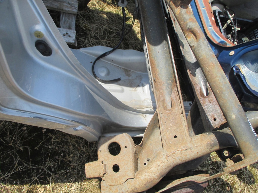 фото №8, Mazda 2 ii 02-07 крыло правый задняя