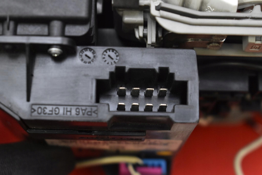 фото №6, Лампа освещение салона перед 4e0907135a audi a8 d3 02-05