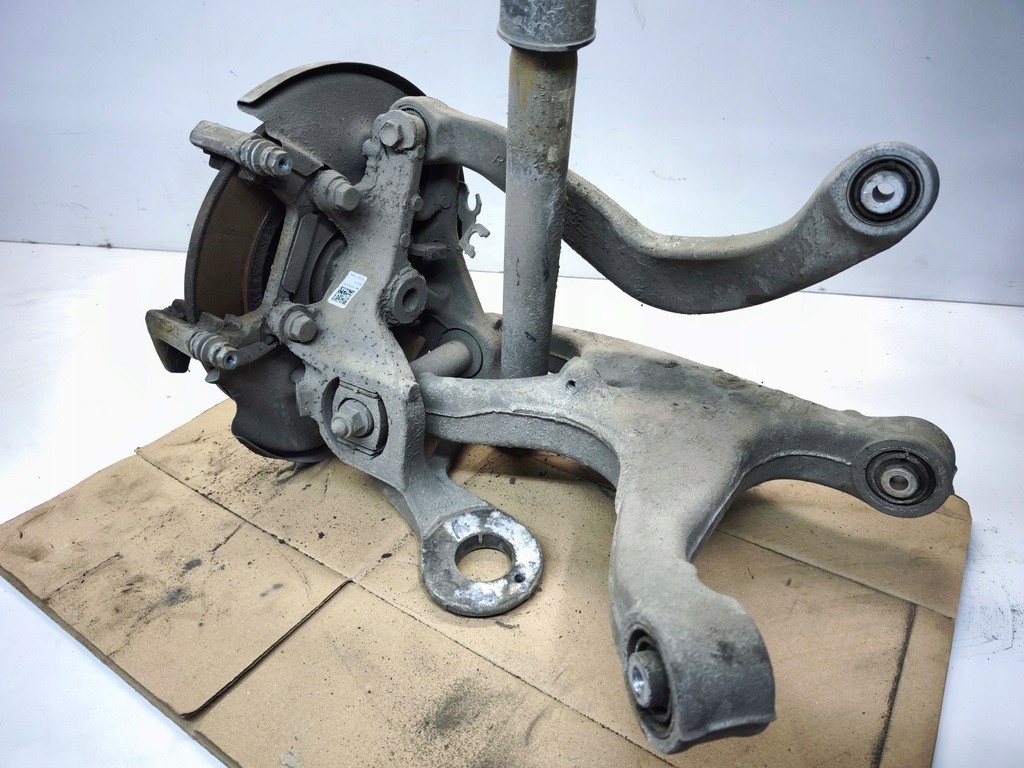 фото №5, Поворотный кулак рычаги ступица правый задняя audi a4 b8 a5 8t 8k0505432ap 8k0505436ab