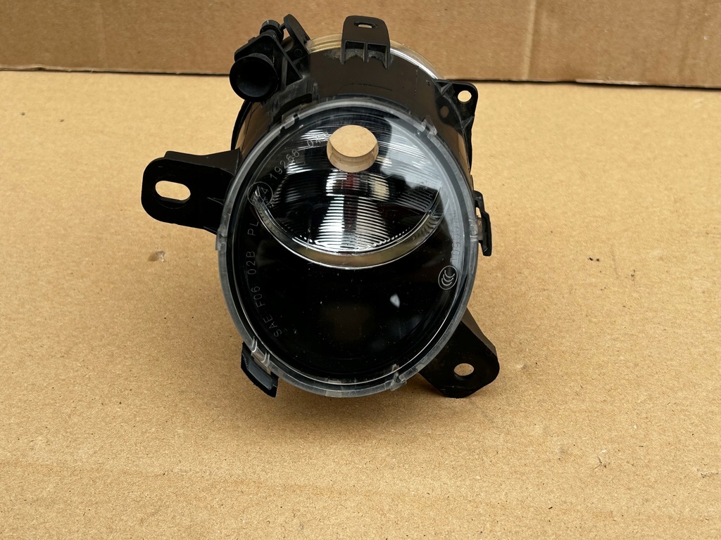 фото №1, Opel corsa e левый противотуманная фара перед передний