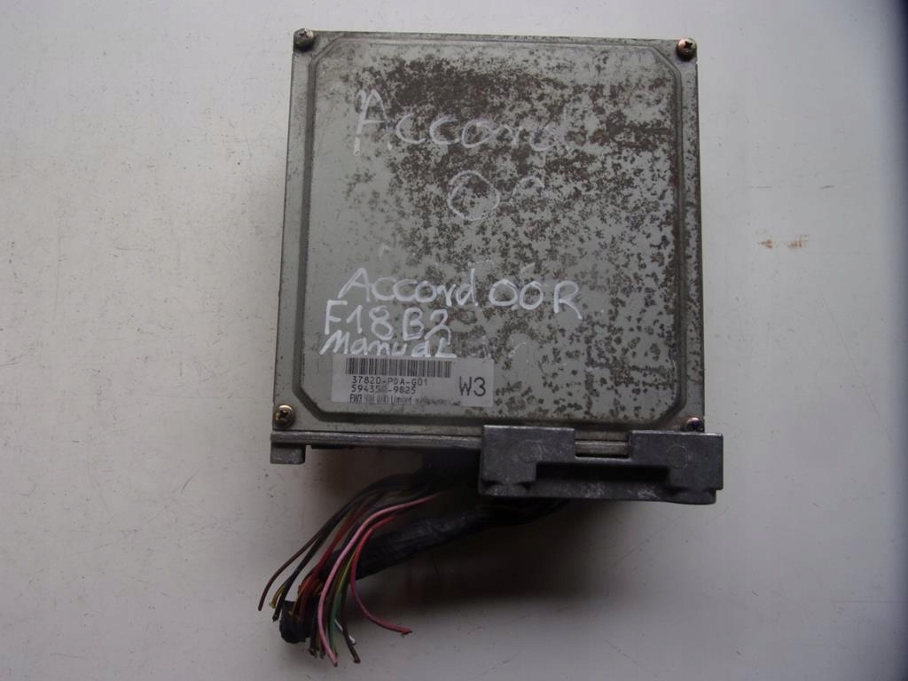 фото №1, Бортовой компьютер honda accord vi f18b2 37820-pda-g51