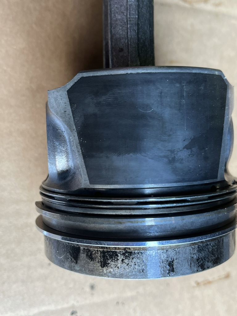 Поршень шатун vw seat skoda 2.0tdi cff 038j Недорого