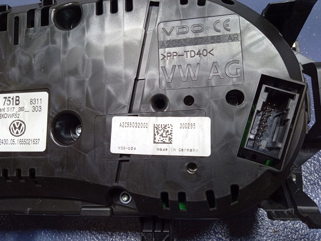 фото №4, Vw golf vii sportsvan 1.6 tdi счетчик приборы eu 517920751b