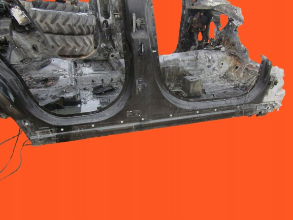 фото №1, Land rover defender 2023 порог правый