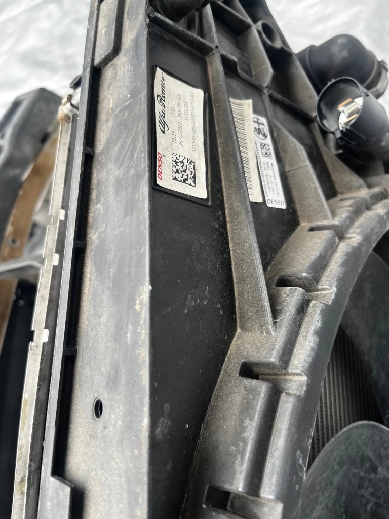 фото №7, Alfa romeo stelvio pas передній радіатор комплект 2.2 2018-