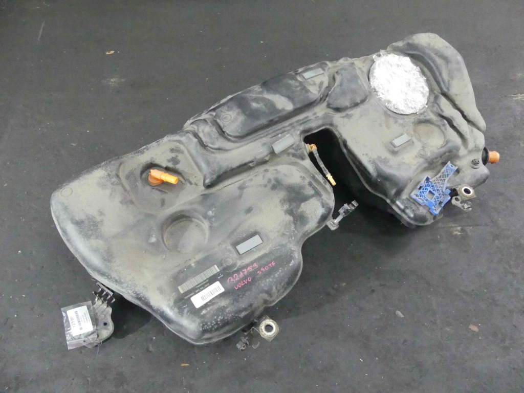 фото №1, Бак bak пального volvo s90 16- 2.0 t5