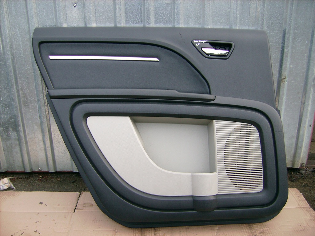 фото №1, Обшивка двері лівий задня dodge journey 3.5b
