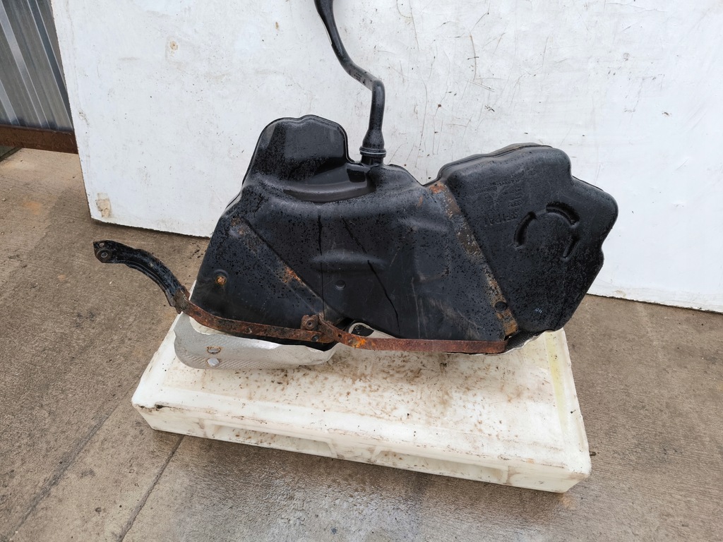 фото №6, Bak бак топлива audi a4 b8 a5 8t 8k0201021gl дизель