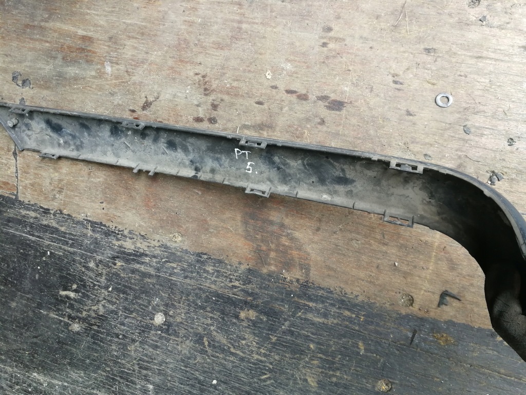 фото №5, Молдинг бампера правый задняя широкая лампа bmw e30