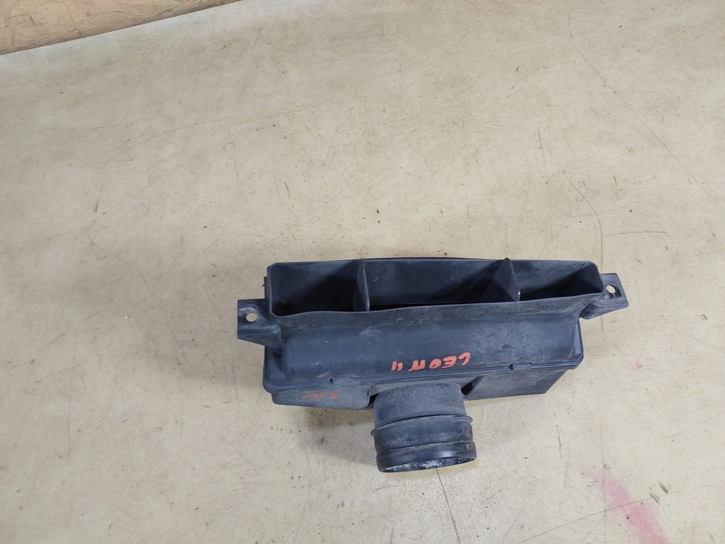 фото №4, Leon ii впуск воздуха 1k0805962