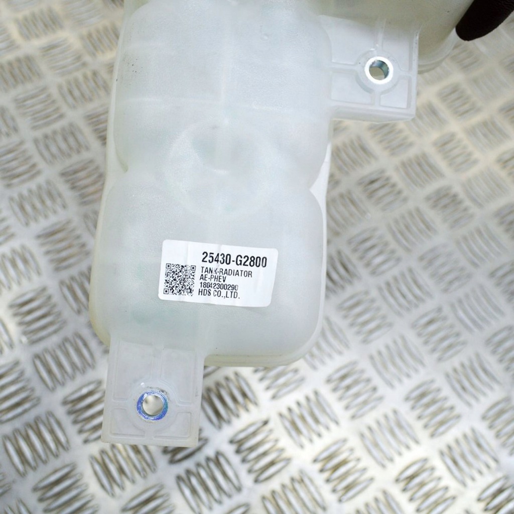 фото №7, Hyundai ioniq 2018 бак расширительный охлаждающая жидкость