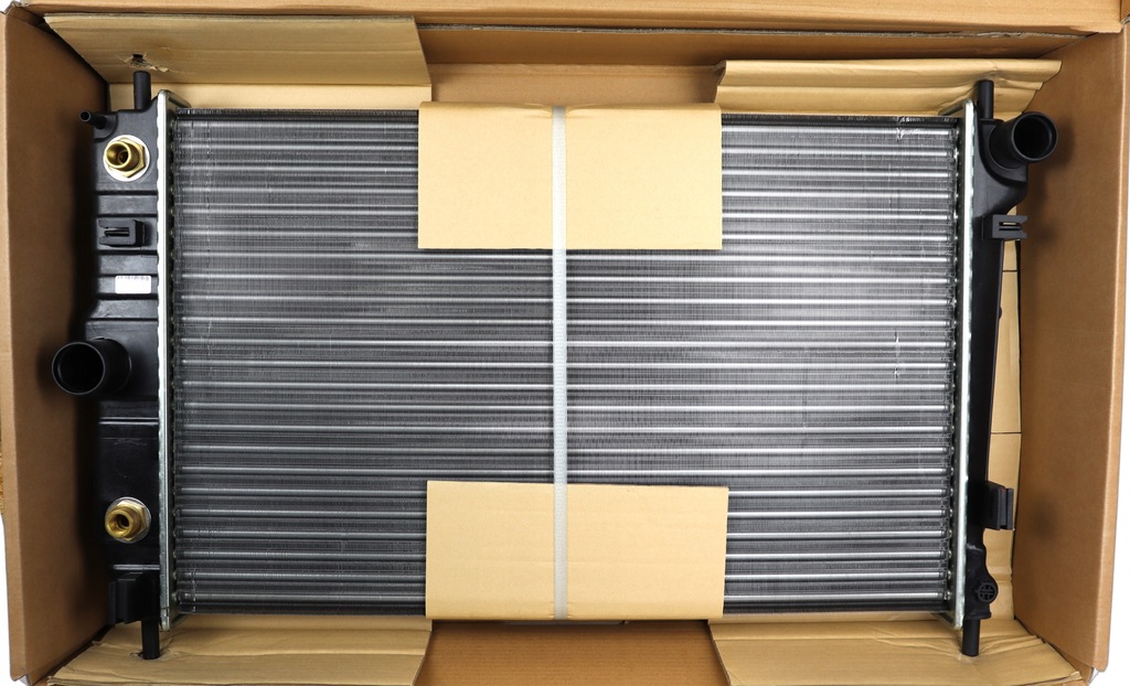 фото №1, Радіатор jaguar xk 4.0 1996 - 2002.