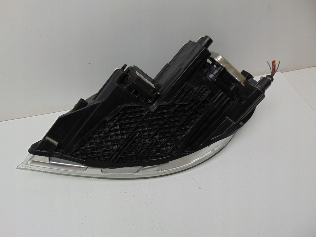 фото №11, Лампа правая перед ксенон skoda octavia ii 2 lift 1z1941016g europa