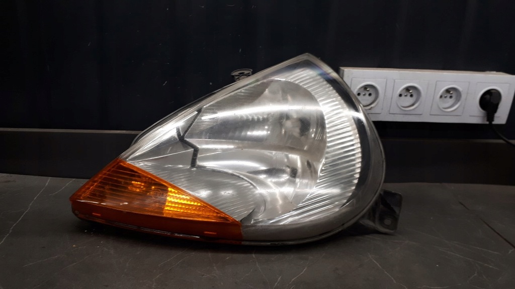 фото №1, 02a011a фара левый ford ka i valeo повреждённые