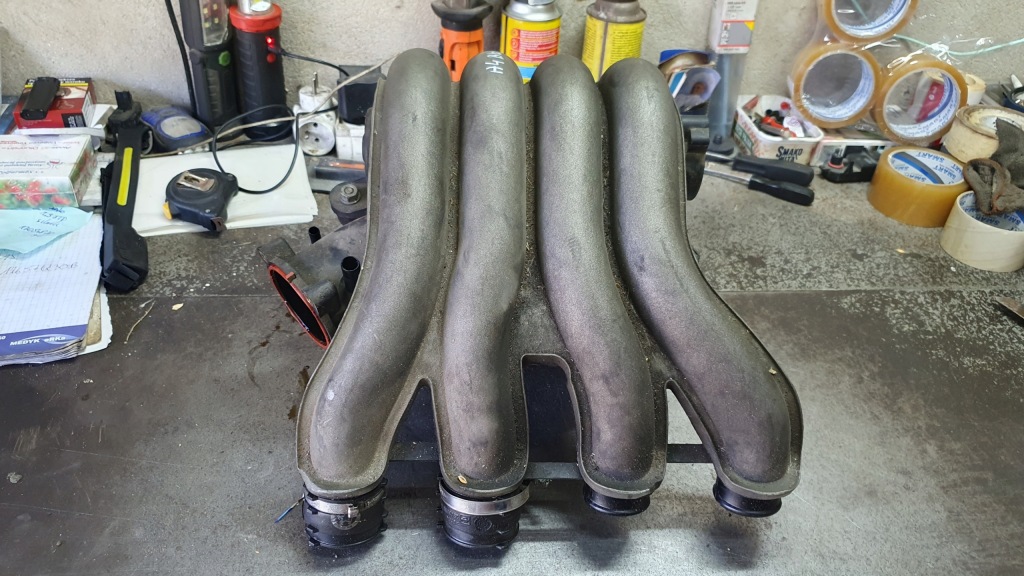 фото №1, Audi a4 b6 2.0 alt - колектор всмоктуючий 06b133210aj