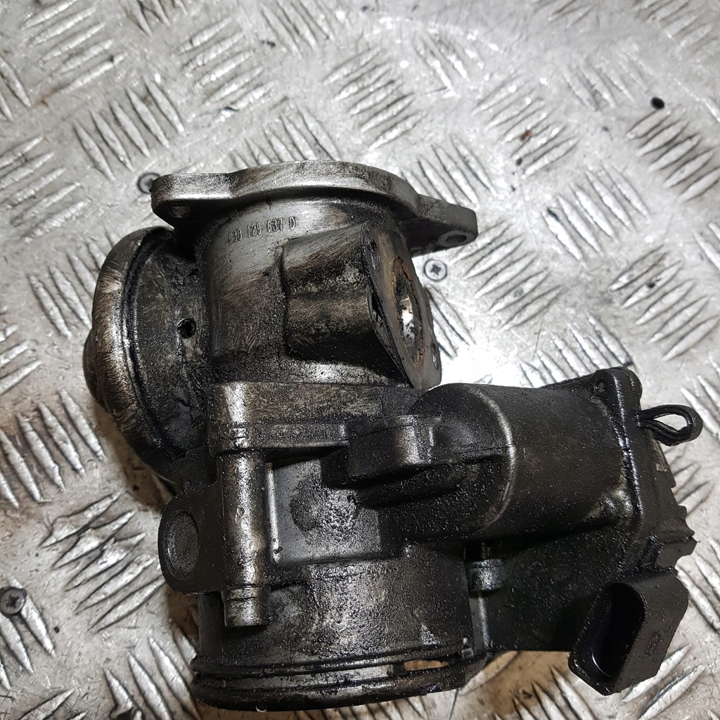 фото №1, Клапан egr volkswagen passat b6 038129637d