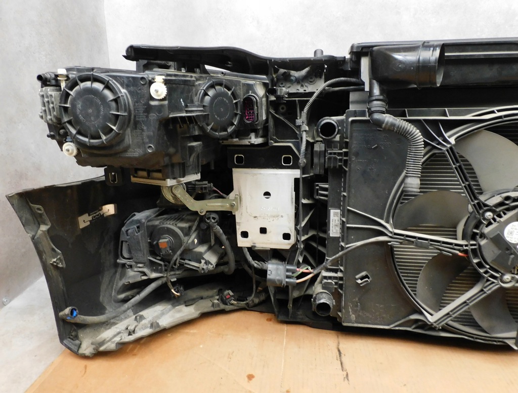 фото №12, Audi a3 8v5 sedan kompletny перед бампер лампы капот pas ксенон радар