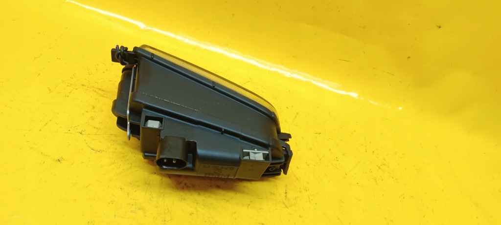 фото №10, Протитуманна фара лівий перед bmw e39 96-00r 37030999