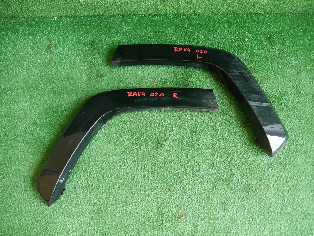 фото №1, Молдинг крила задня toyota rav4 v 2020 права