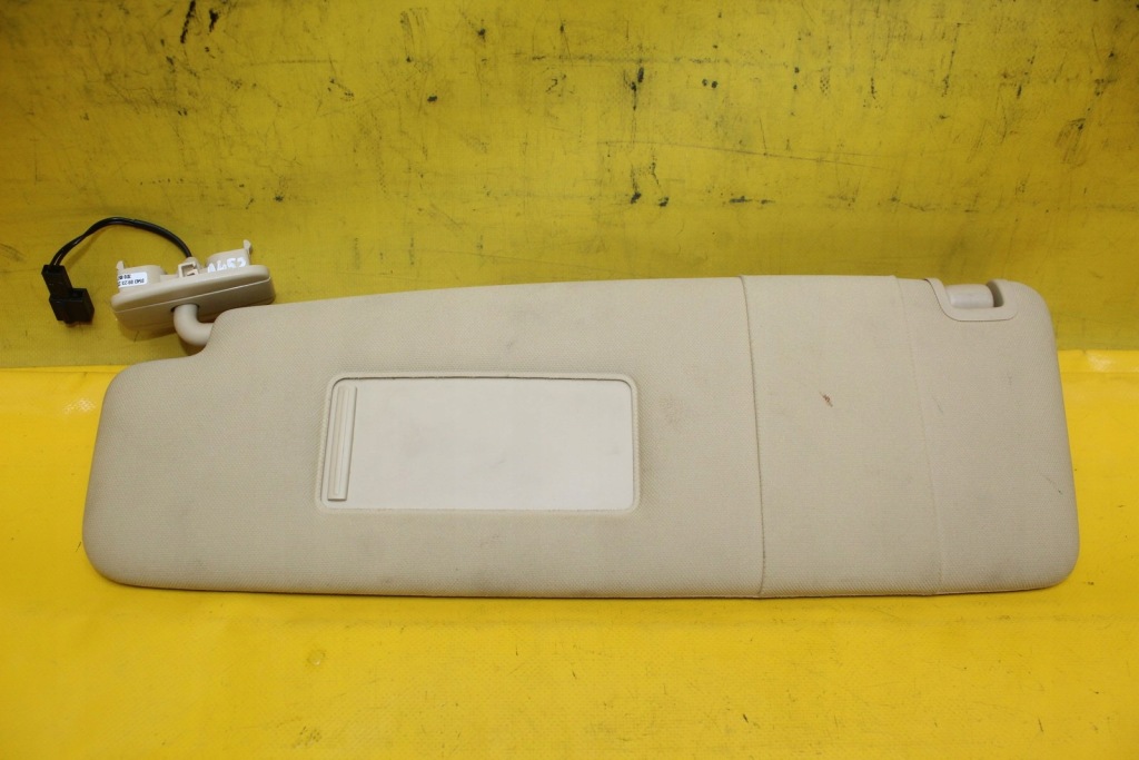 фото №1, Защита солнцезащитная левый перед vw phaeton 3d0857551f