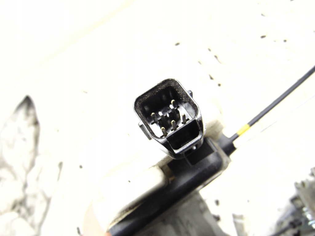 фото №12, Замок двері лівий перед mitsubishi pajero 4 iv 3d