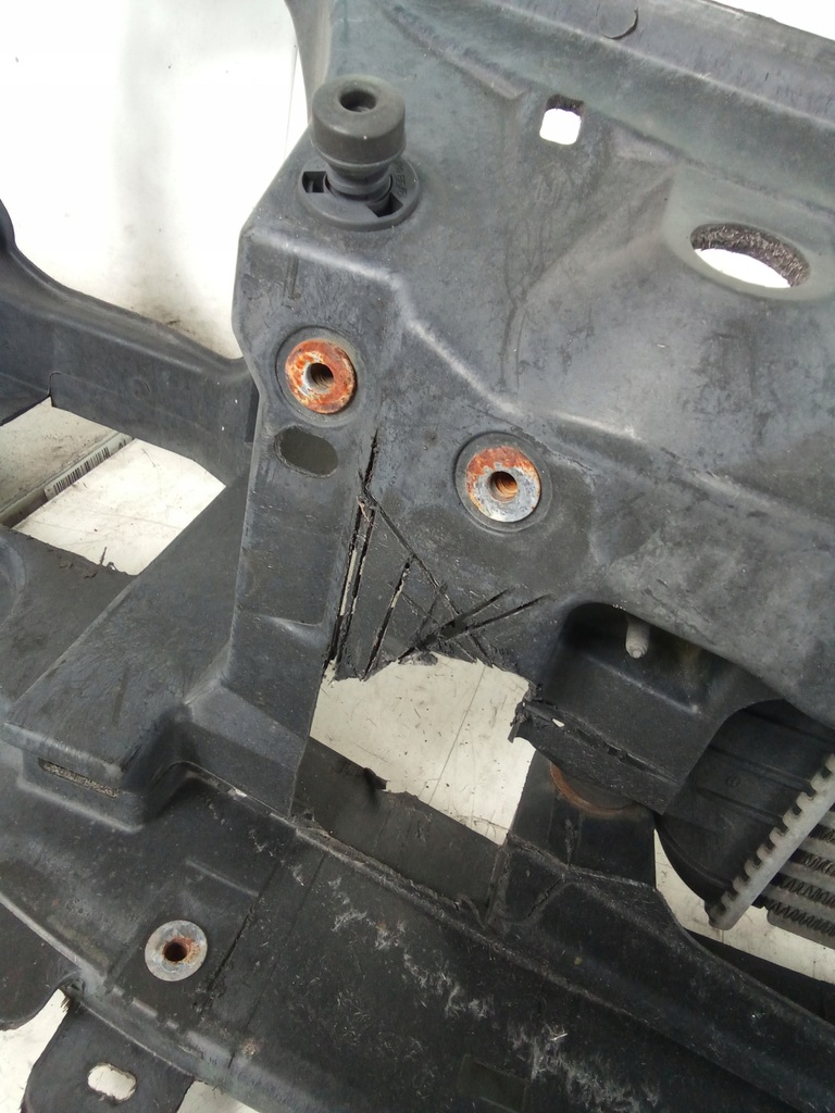 фото №4, G581 pas передний панель фары trafic 2 1.9d