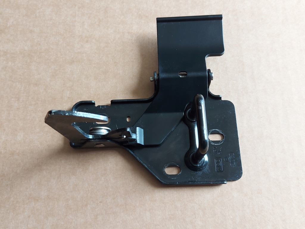 фото №1, Audi q7 замок капот 4l0823480a