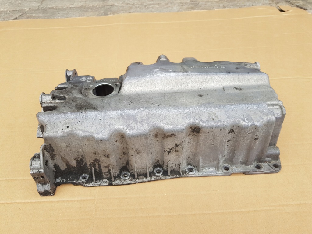 Поддон масляная / vw audi seat skoda / 1.9 tdi 105km bls / исправна хорошее состояние Оригинал