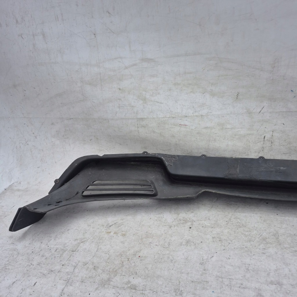 Tesla диффузор спойлер бампера задний  накладка 06-002947-00 c126b0146f Оригинал