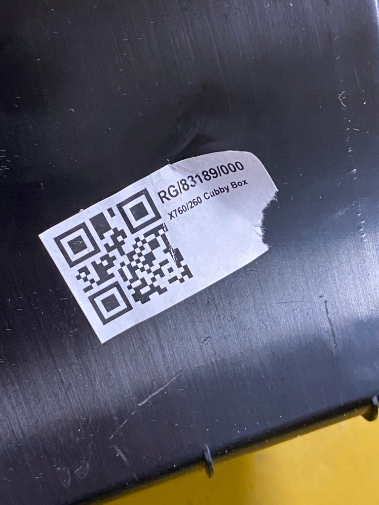 фото №6, Бардачок полка туннель среднего jaguar xf x260