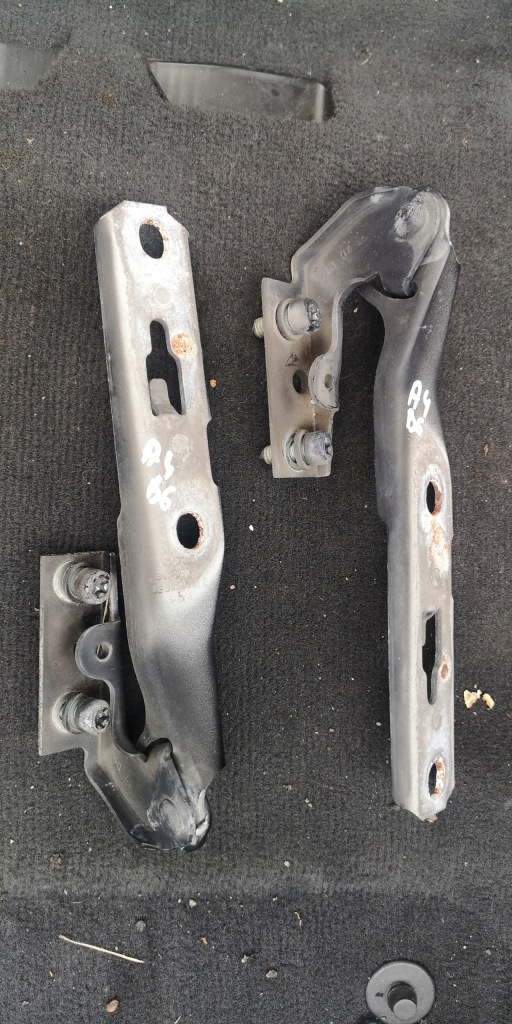 фото №1, Audi a4 b6 петли капот