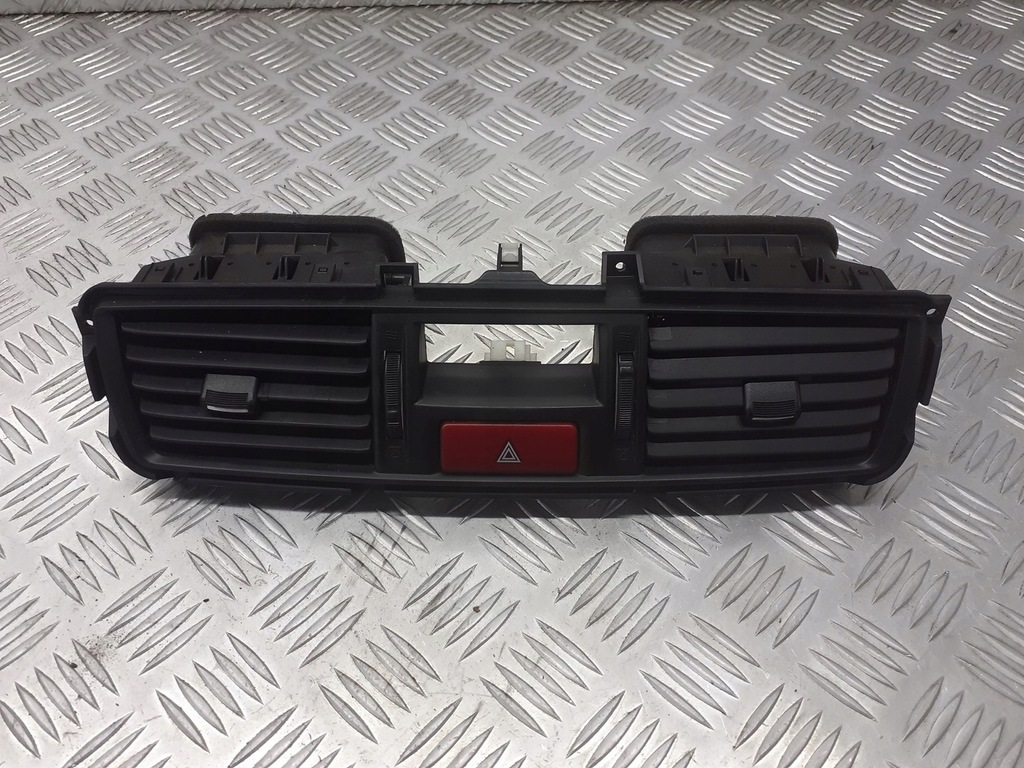 фото №1, Решётка обдув средняя lancer vii spc00792