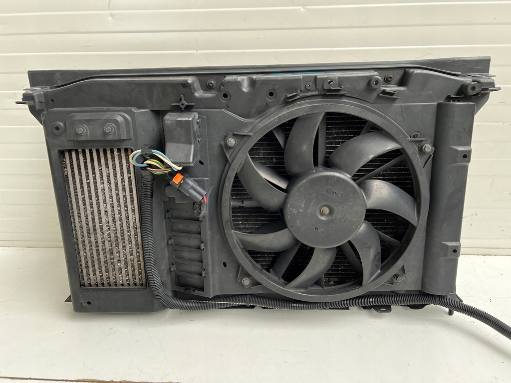 фото №6, Pas передний радиатор citroen c4 picasso i