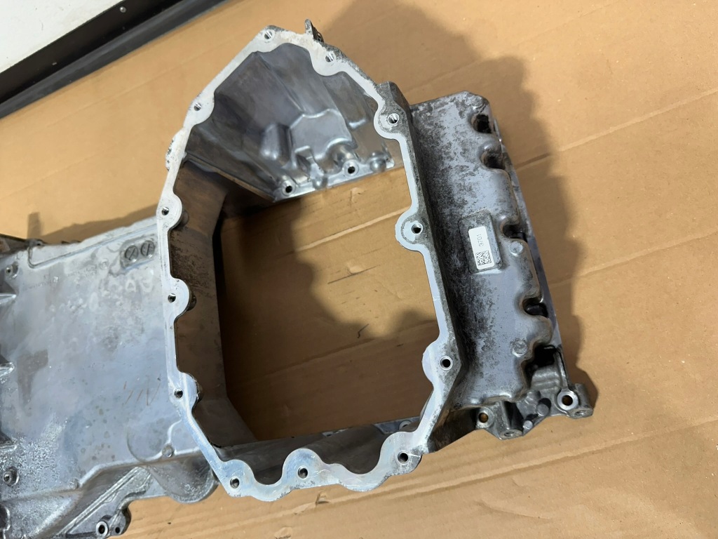 Піддон масляна, піддон оливи, mercedes a6560140600 Ціна