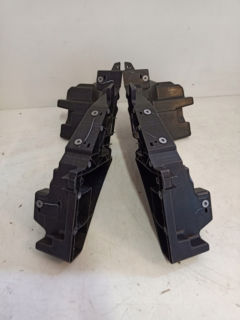 фото №7, Tesla x направляющая pod фара левый правый