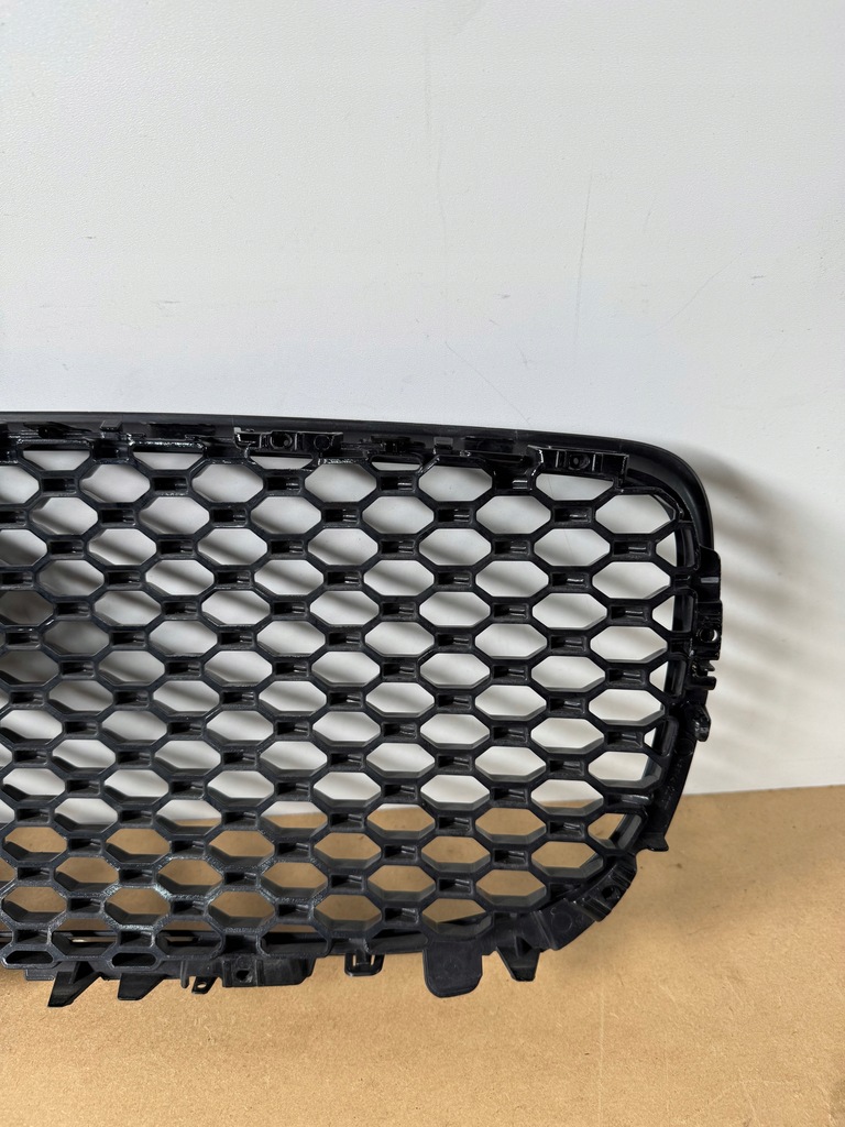 фото №8, Решітка радіатора решітка радіатора радіатора jaguar xe x73-018k28-ab / x7m-018k28-aa