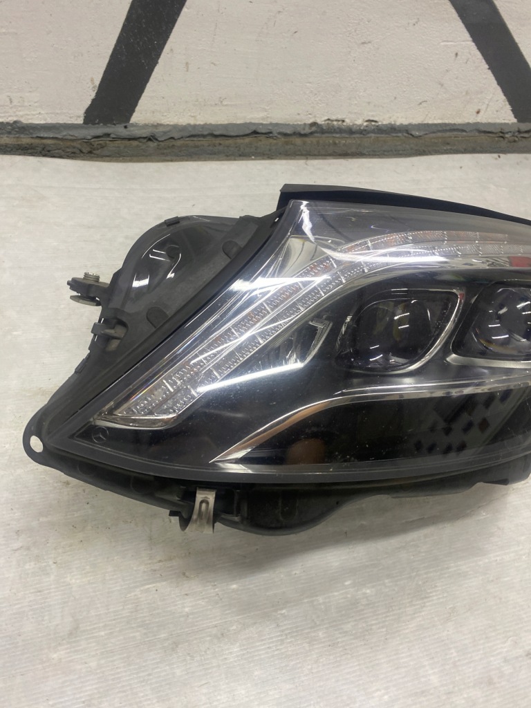 Фара перед правая mercedes s-klasa w222 full led в Украине