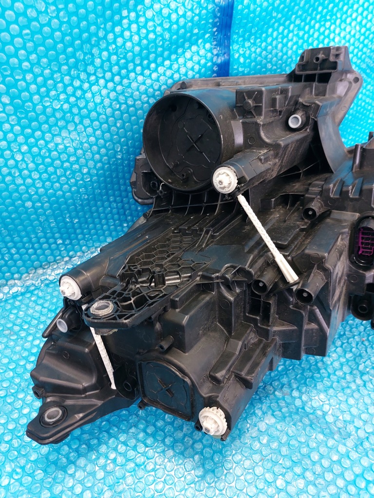 фото №12, Лампа передняя правая skoda kodiaq